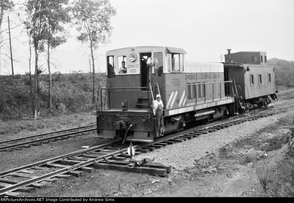 DMCI 600